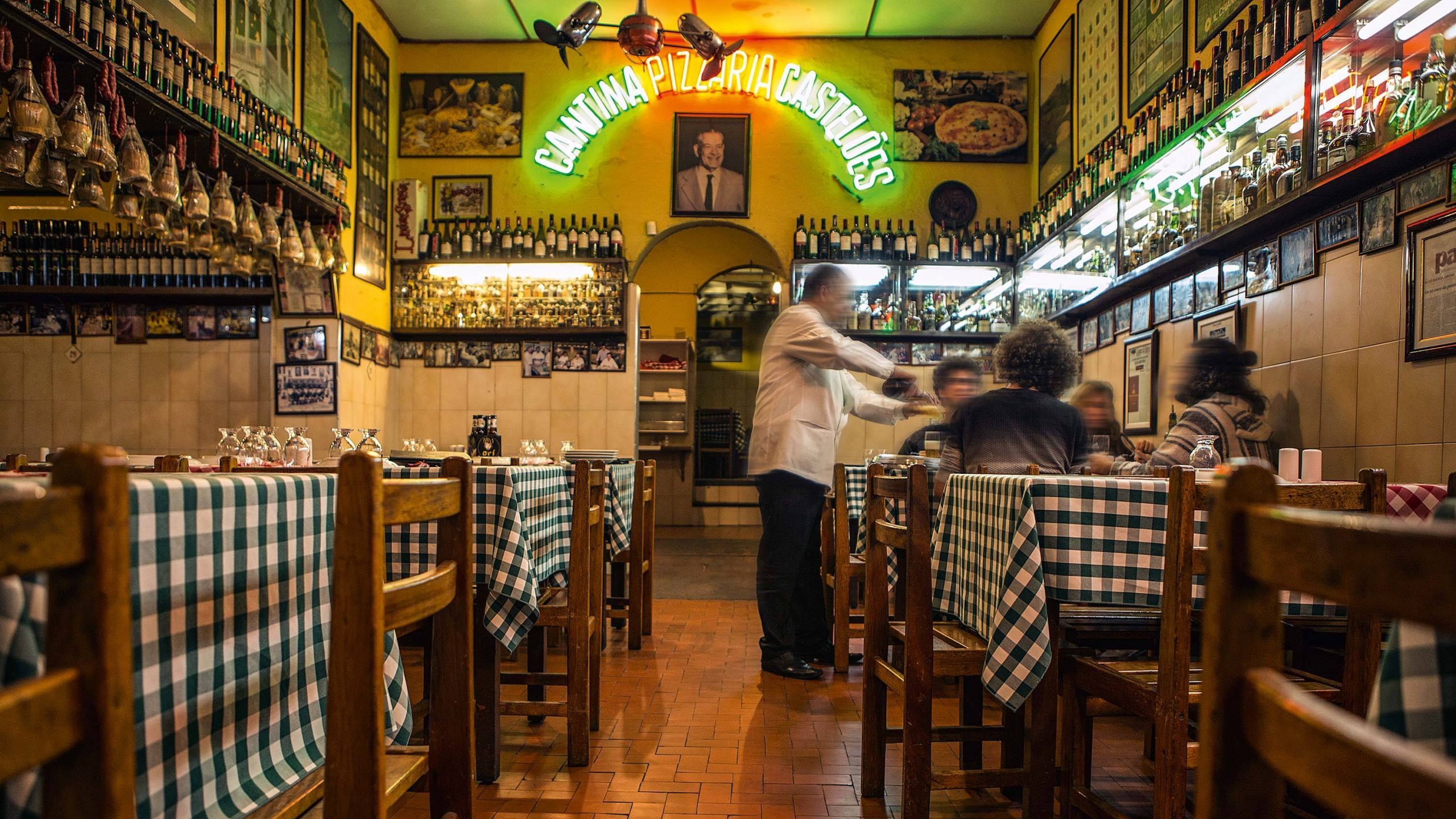 Castelões, uma das cantinas mais antigas de São Paulo. (Foto: Ricardo D'Angelo/Veja SP)